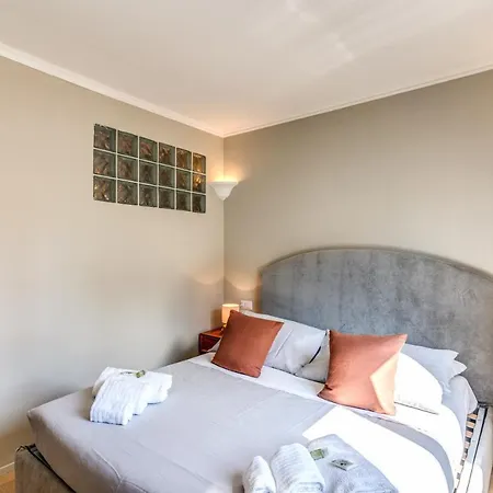 Rr San Giovanni Apartment *